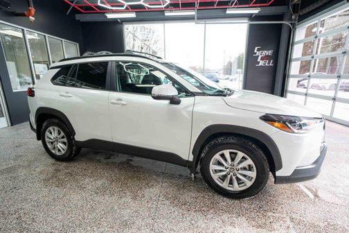 2023 Toyota Corolla Cross LE