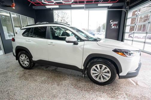 2023 Toyota Corolla Cross LE