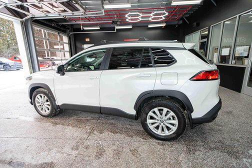 2023 Toyota Corolla Cross LE