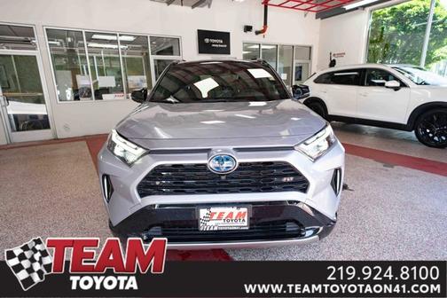 2022 Toyota RAV4 Hybrid SE