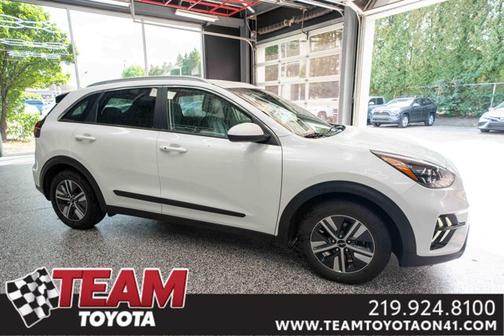 2022 Kia Niro LXS
