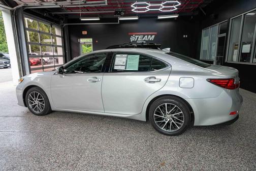 Silver Lining Metallic 2016 Lexus ES 350 Base