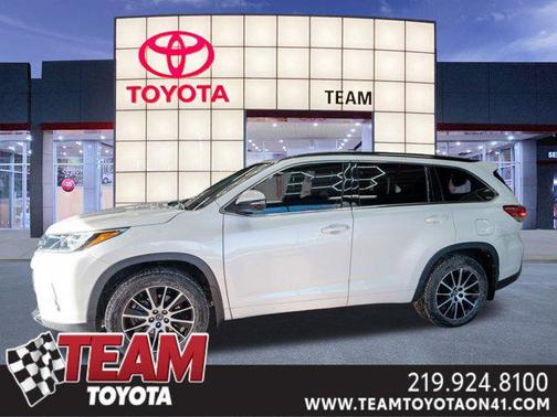 2017 Toyota Highlander SE