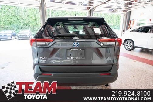 2024 Toyota RAV4 Hybrid LE