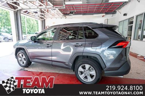 2024 Toyota RAV4 Hybrid LE