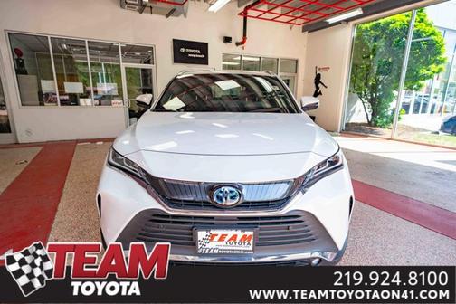2023 Toyota Venza XLE