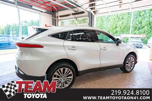 2023 Toyota Venza XLE