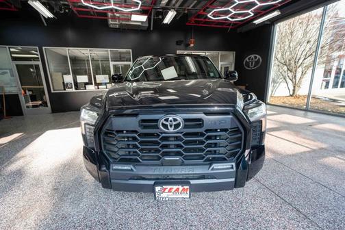 2022 Toyota Tundra SR5
