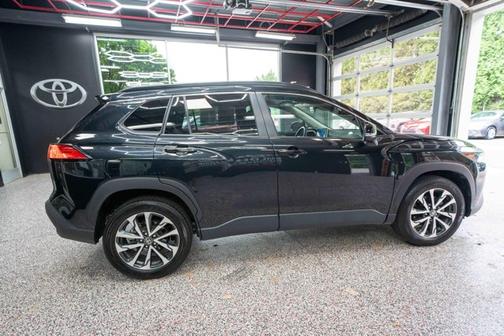 Jet Black 2025 Toyota Corolla Cross XLE