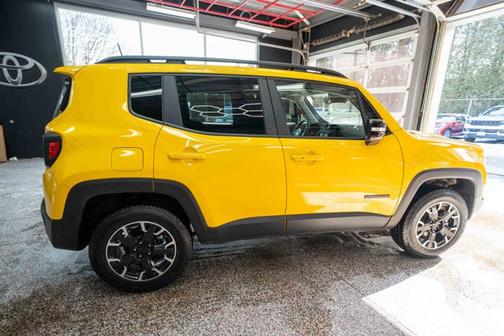 2023 Jeep Renegade Upland