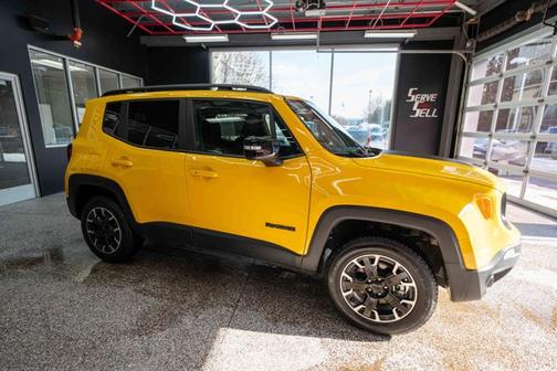 2023 Jeep Renegade Upland