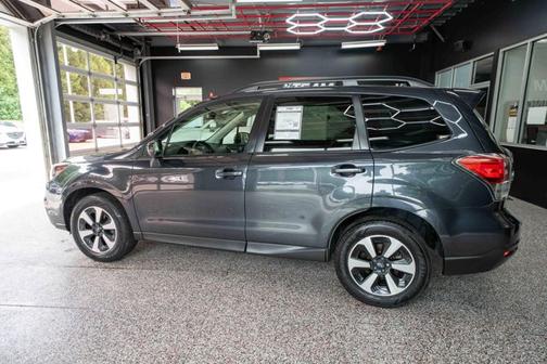 Dark Gray Metallic 2017 Subaru Forester 2.5i Premium