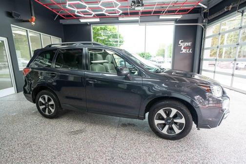 Dark Gray Metallic 2017 Subaru Forester 2.5i Premium