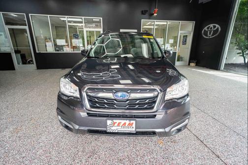 Dark Gray Metallic 2017 Subaru Forester 2.5i Premium