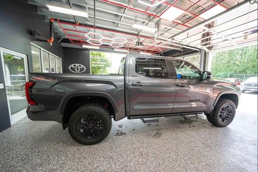 Magnetic Gray Metallic 2024 Toyota Tundra Limited