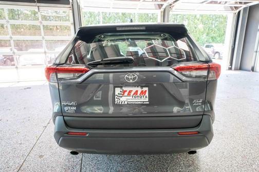 Magnetic Gray Metallic 2019 Toyota RAV4 XLE