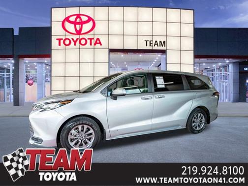 2021 Toyota Sienna LE