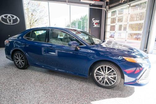 2024 Toyota Camry XLE