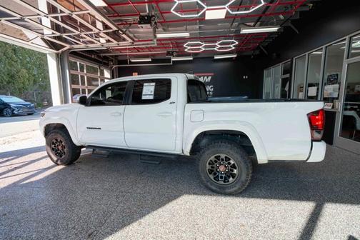 2022 Toyota Tacoma SR5