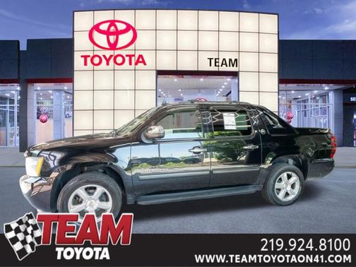 Black 2013 Chevrolet Avalanche LT