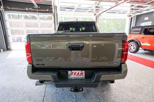 2026 Toyota Tacoma Hybrid TRD Off Road