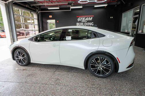 Wind Chill Pearl 2026 Toyota Prius XLE