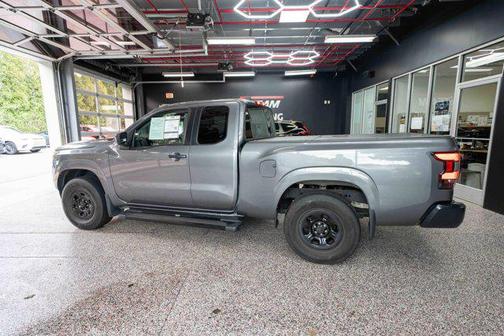 Gun Metallic 2022 Nissan Frontier S