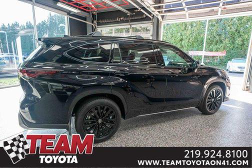 2025 Toyota Highlander XSE