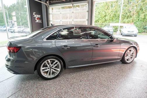 2022 Audi A4 45 S line Premium Plus
