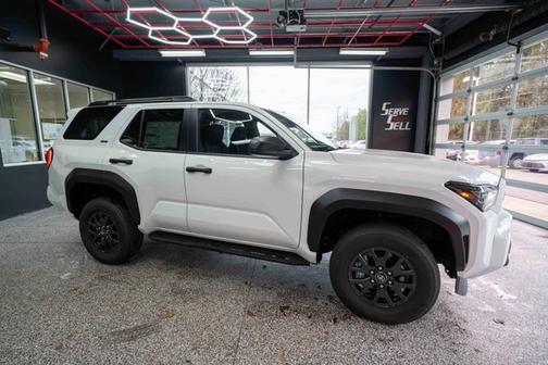 2026 Toyota 4Runner SR5