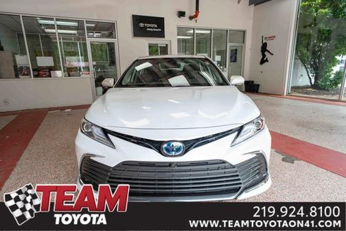 2024 Toyota Camry Hybrid XLE