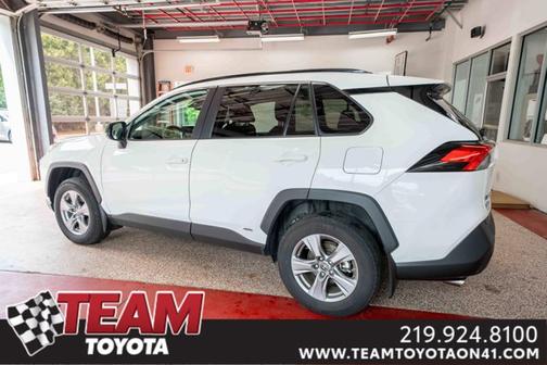 2023 Toyota RAV4 Hybrid LE