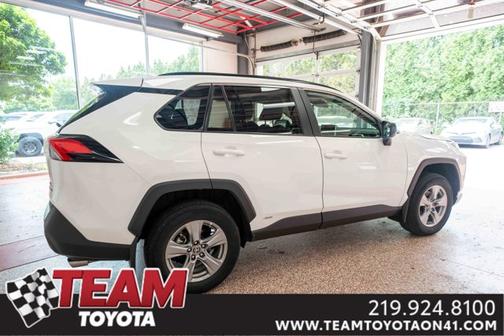 2023 Toyota RAV4 Hybrid LE