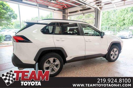 2023 Toyota RAV4 Hybrid LE