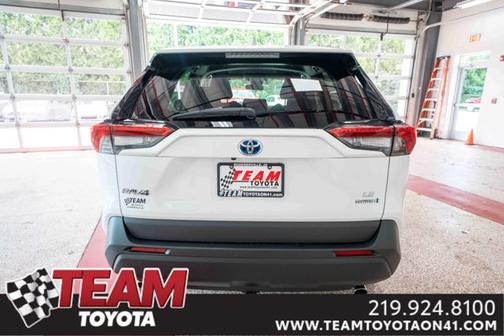 2023 Toyota RAV4 Hybrid LE