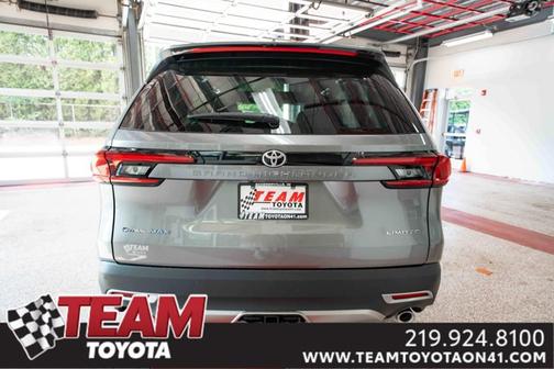 2025 Toyota Grand Highlander Hybrid Limited MAX
