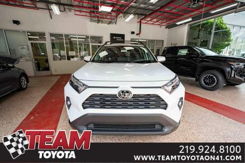 2025 Toyota RAV4 XLE Premium