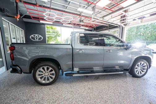 Satin Steel Metallic 2021 Chevrolet Silverado 1500 High Country