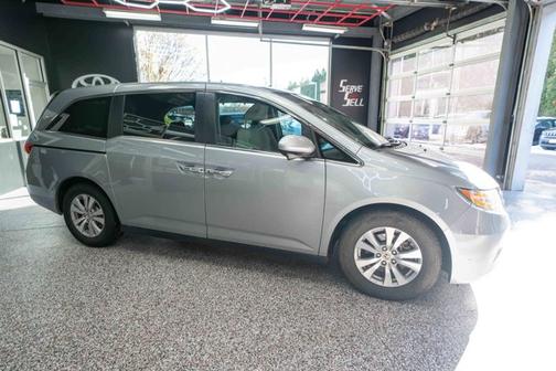 2017 Honda Odyssey SE