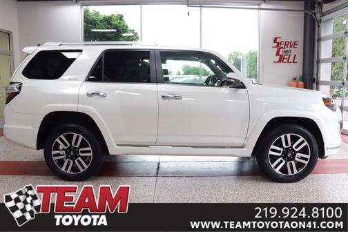 Photo 2 of 43 of 2020 Toyota 4Runner Limited