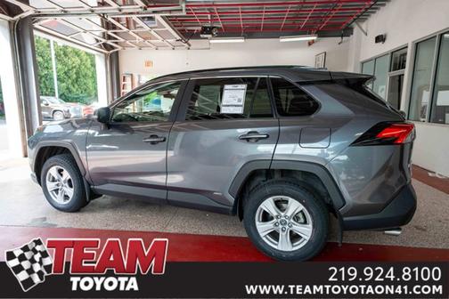 2021 Toyota RAV4 Hybrid XLE