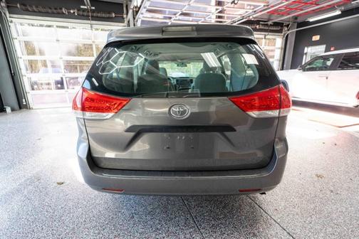 2014 Toyota Sienna L