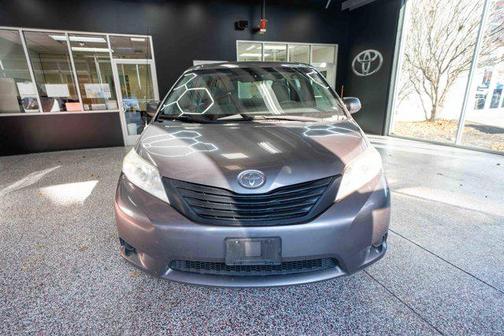 2014 Toyota Sienna L