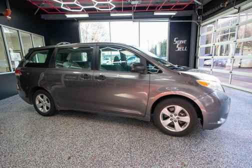 2014 Toyota Sienna L