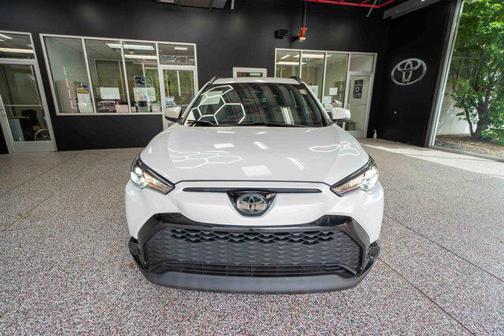 Wind Chill Pearl 2024 Toyota Corolla Hybrid SE