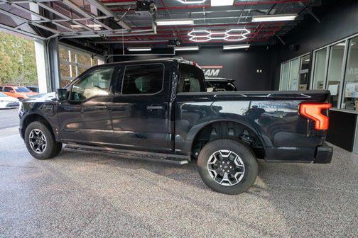 2023 Ford F-150 Lightning XLT