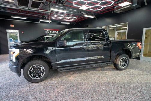 2023 Ford F-150 Lightning XLT