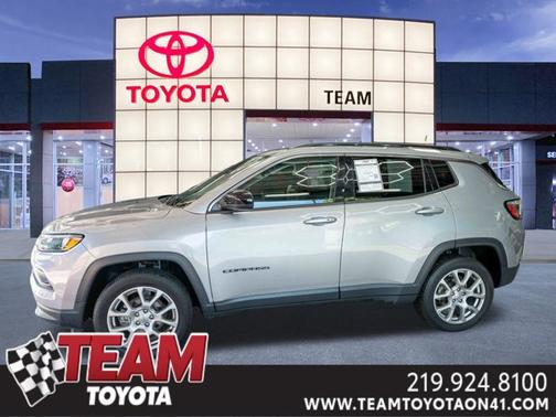 Billet Silver Metallic Clearcoat 2022 Jeep Compass Latitude Lux