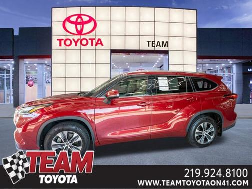 Ruby Flare Pearl 2021 Toyota Highlander XLE