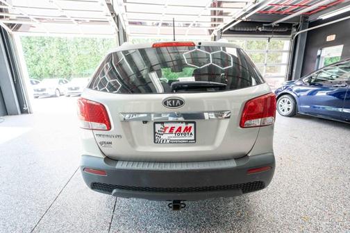 Satin Metal 2012 Kia Sorento LX